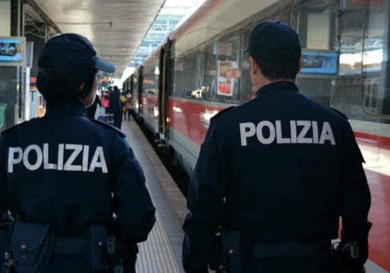 Milano: ruba bagaglio a bordo di un treno. Arrestato