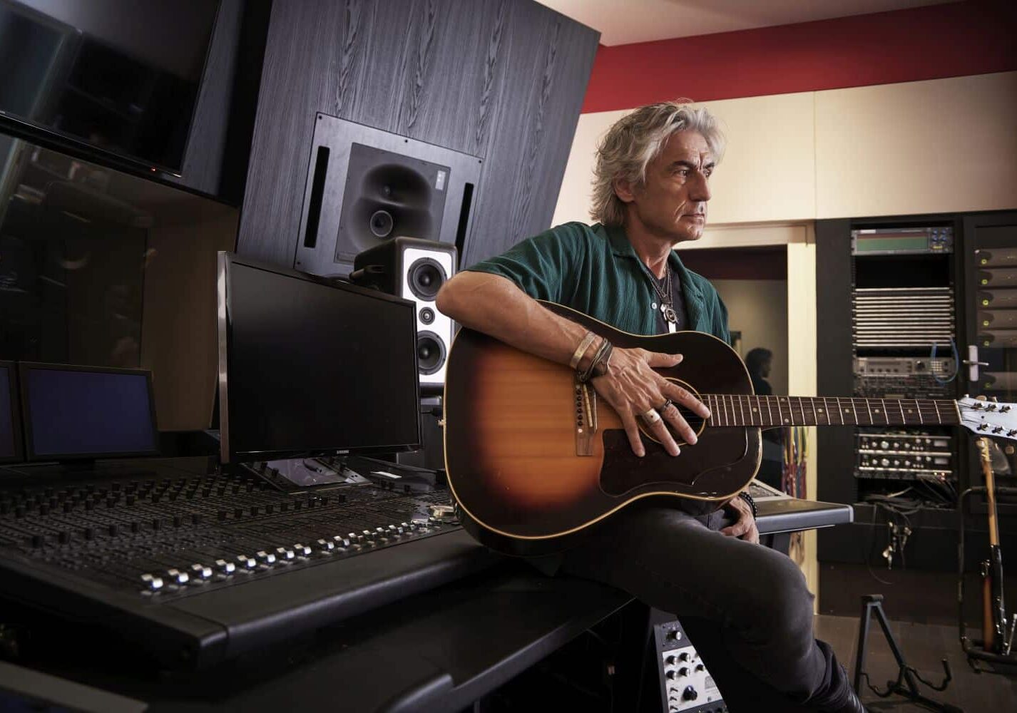 Ligabue in tour nei teatri lombardi: Cremona, Mantova, Como e Milano