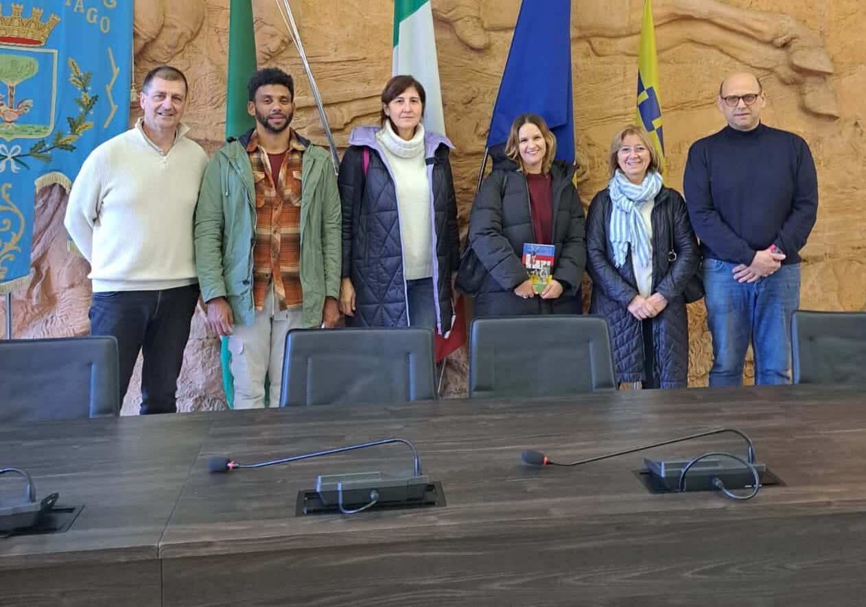 Erasmus: una delegazione di insegnanti spagnoli in visita presso il Comune di Parabiago