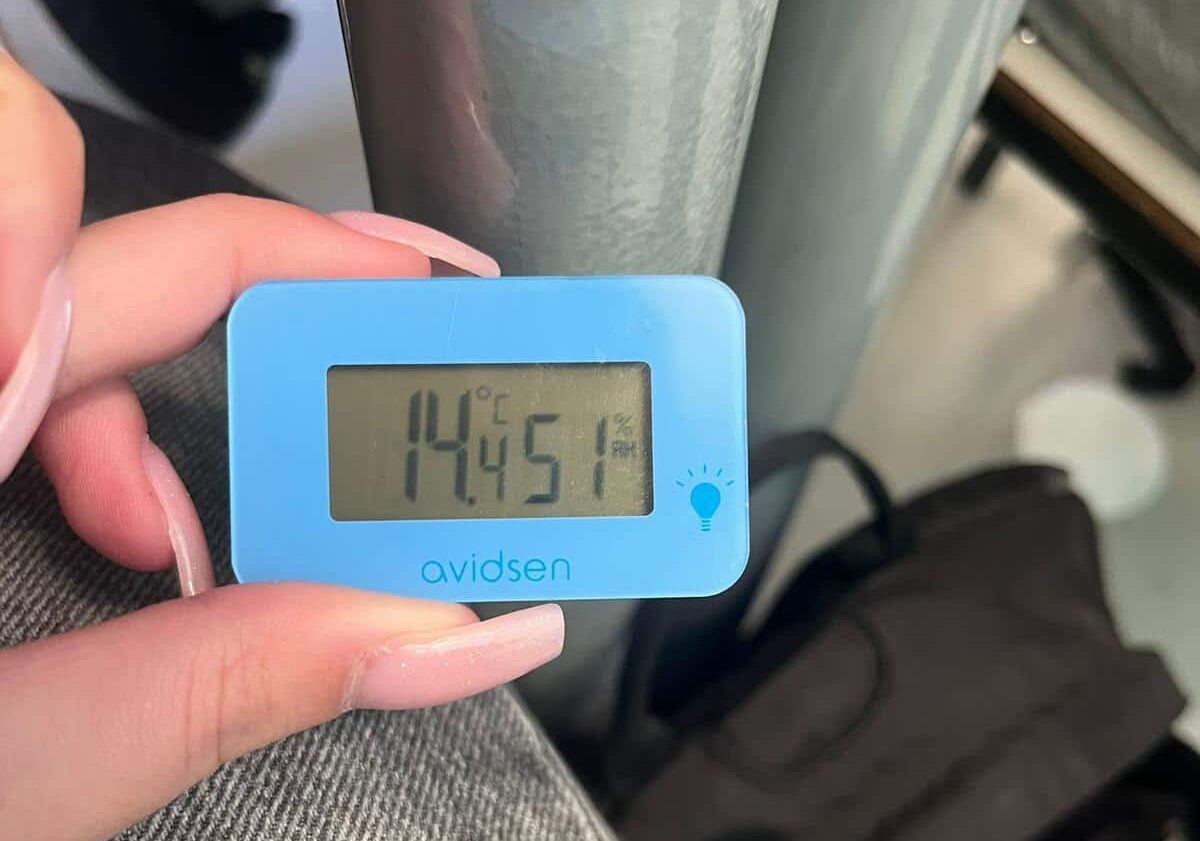 Magenta, Liceo Quasimodo: ci risiamo in classe con 14 gradi non si può stare. Il calvario della seconda B del Classico