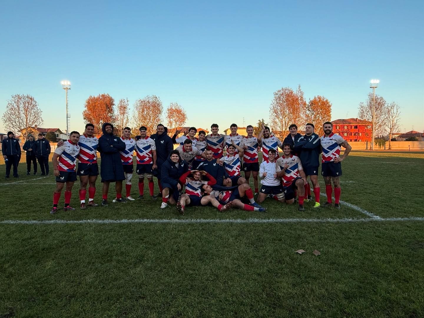 Rugby Parabiago, che colpo! Primo posto in serie A1