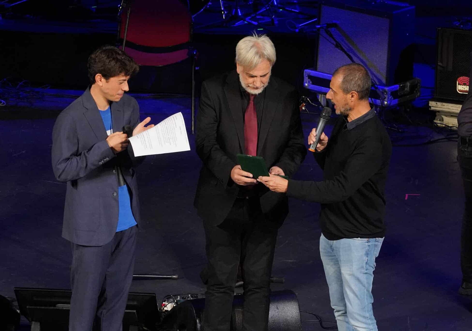 Il Direttivo e gli amici del Club Tenco ricordano Paolo Benvegnù scomparso il primo dell’anno
