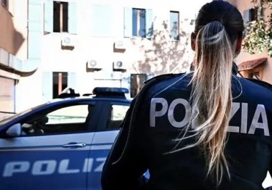 Como: fermato per un controllo prende a pugni una poliziotta