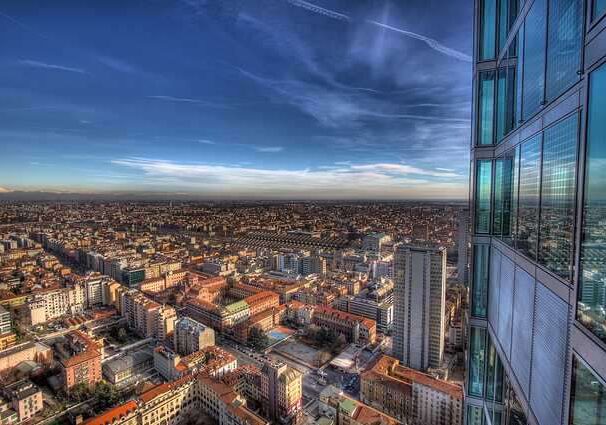 Belvedere Berlusconi di Palazzo Lombardia sarà aperto per San Valentino
