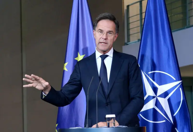 Ucraina, Rutte “Gli europei devono combattere per stare al tavolo delle trattative”