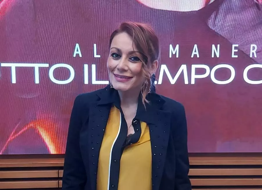 Alma Manera canta l’amore nel singolo “Tutto il tempo che vuoi”