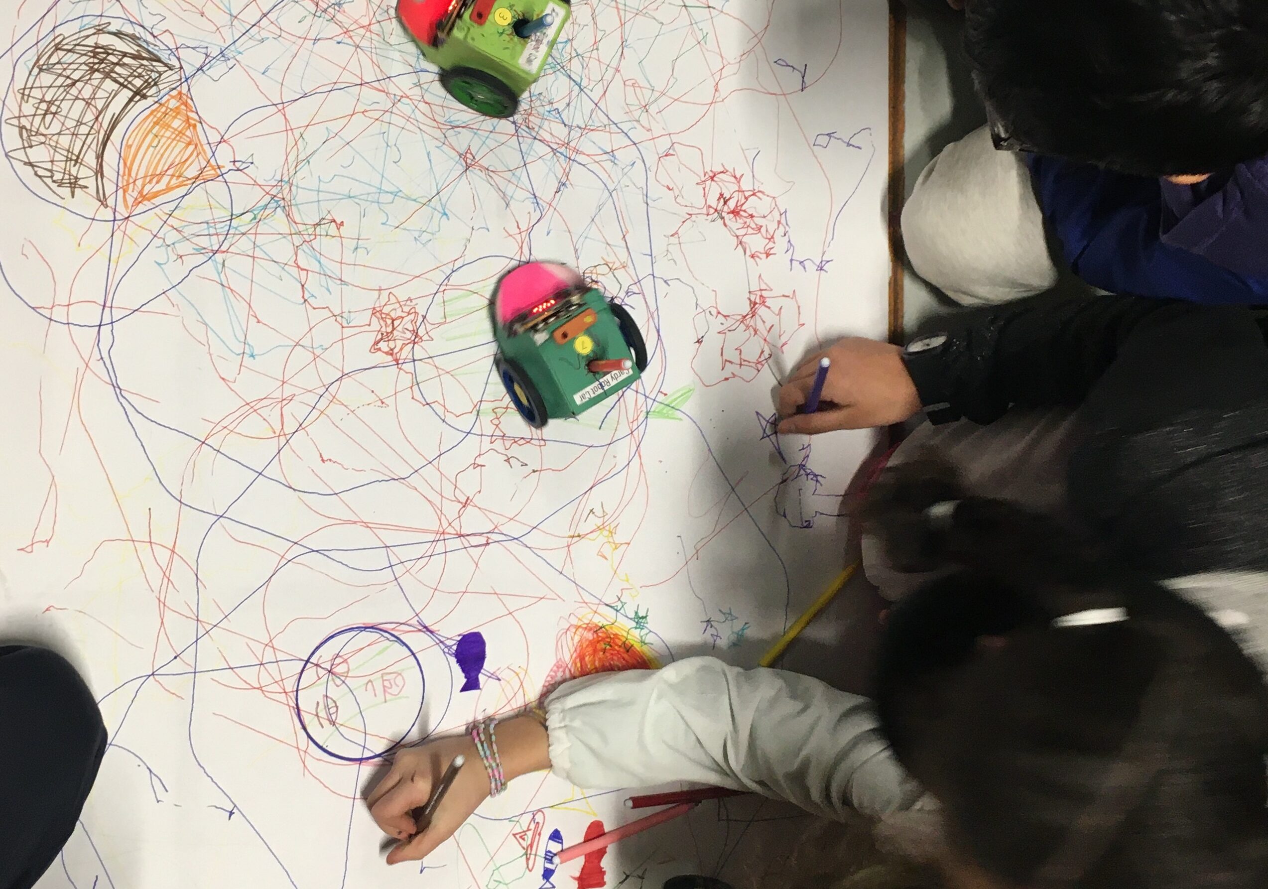 Robotica a scuola, perché? “L’errore diventa amico”, risponde l’esperto.