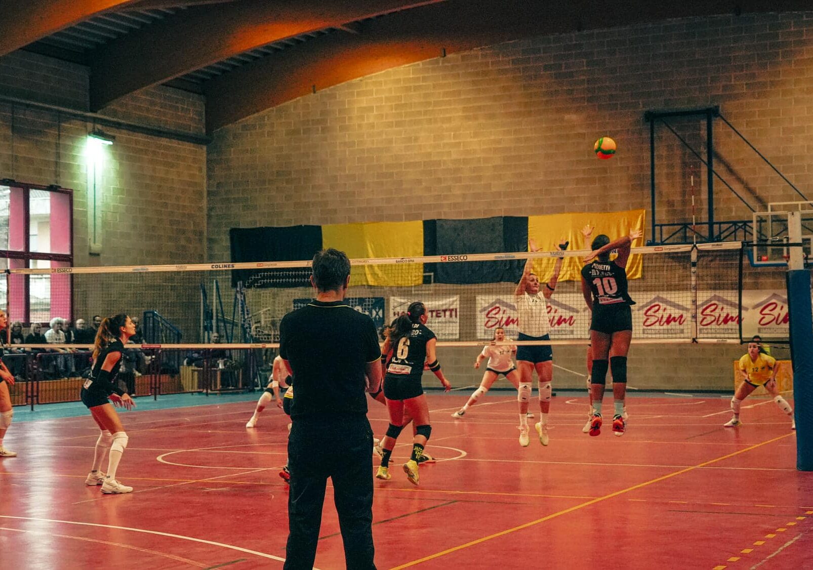 Volley Novara: Sim Immobiliare ISSA torna sconfitta da Trento ma lottando conquista un ulteriore punto in classifica
