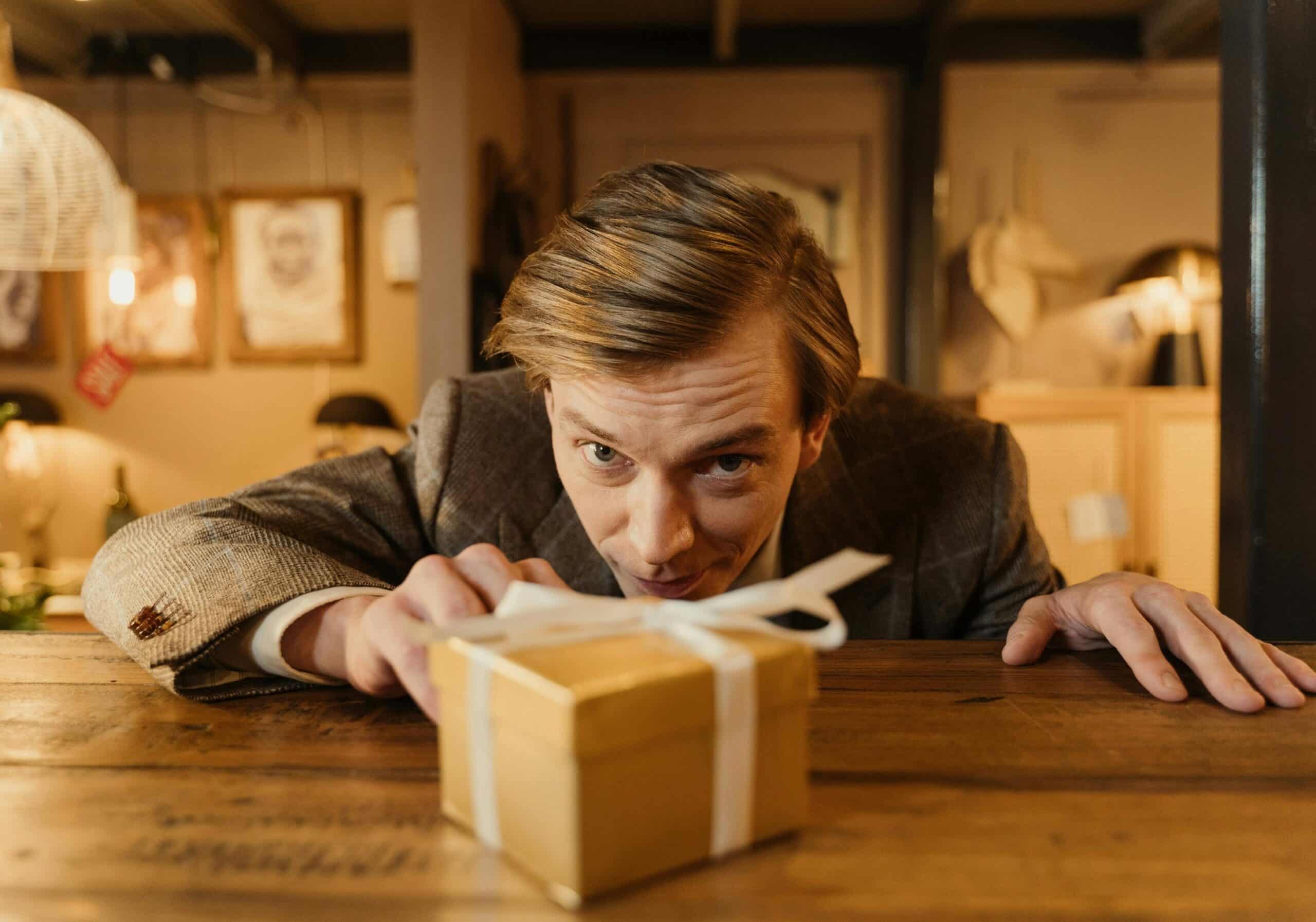 Mystery Box: La nuova moda tra sorpresa e strategia commerciale