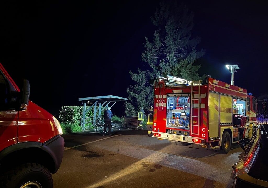 Olevano Lomellina, vandali devastano la stazione ferroviaria