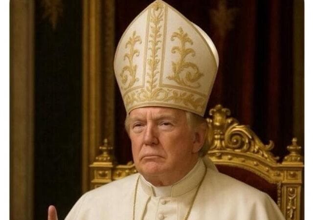 Faccia da anti: dal Maccartismo fino al Trumpismo … nell’ultima festa senza Papa