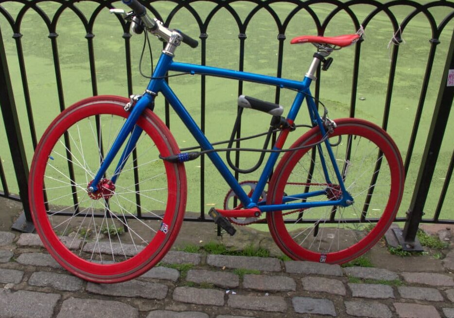 Milano, bici da 5mila euro rubate a turisti: ricompaiono subito