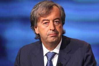 Su TikTok video fake di Burioni con l’Ai. “Frustrante non riuscire a fermarli”