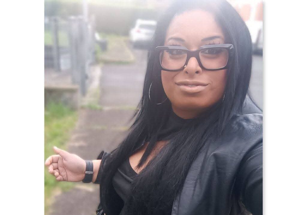 Vittuone, frase razzista al centro commerciale: “Il mio cane non lo faccio toccare a una negra”