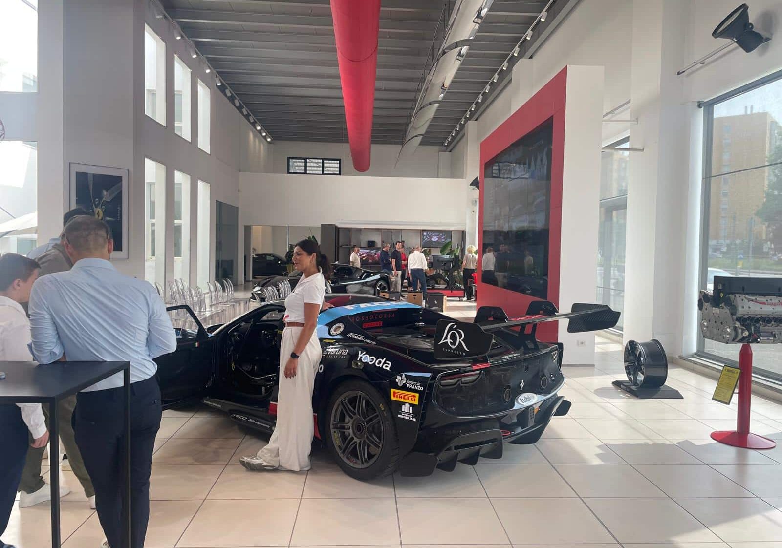 La 24 Ore di Le Mans: un’Icona dell’Automobilismo, ospiti d’onore della Ferrari alcuni volti del magentino