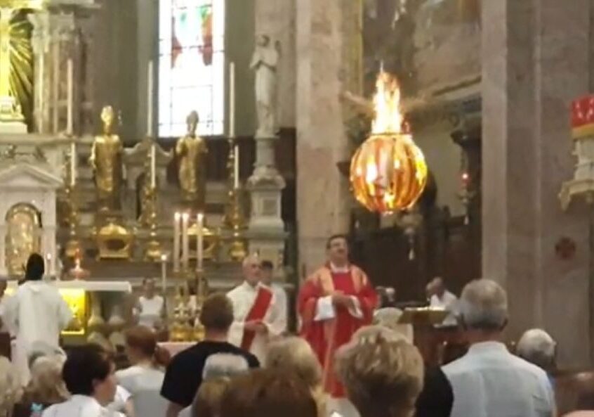 Magenta: celebrata in basilica Crescenzia Martire, la Santa che prese la Croce