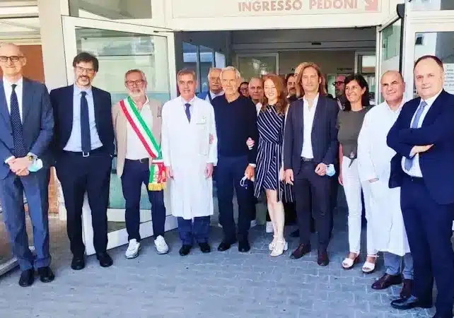 L’Assessore Guido Bertolaso in visita agli ospedali di Cuggiono e Magenta