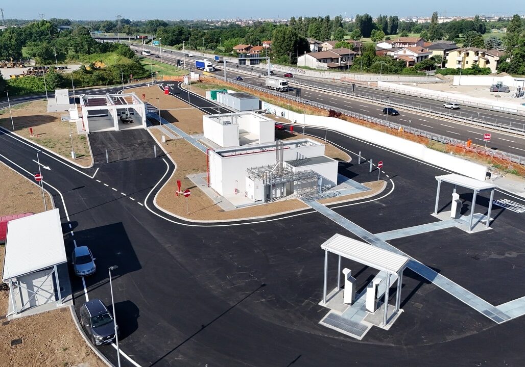 Inaugurata a Carugate la prima stazione a idrogeno