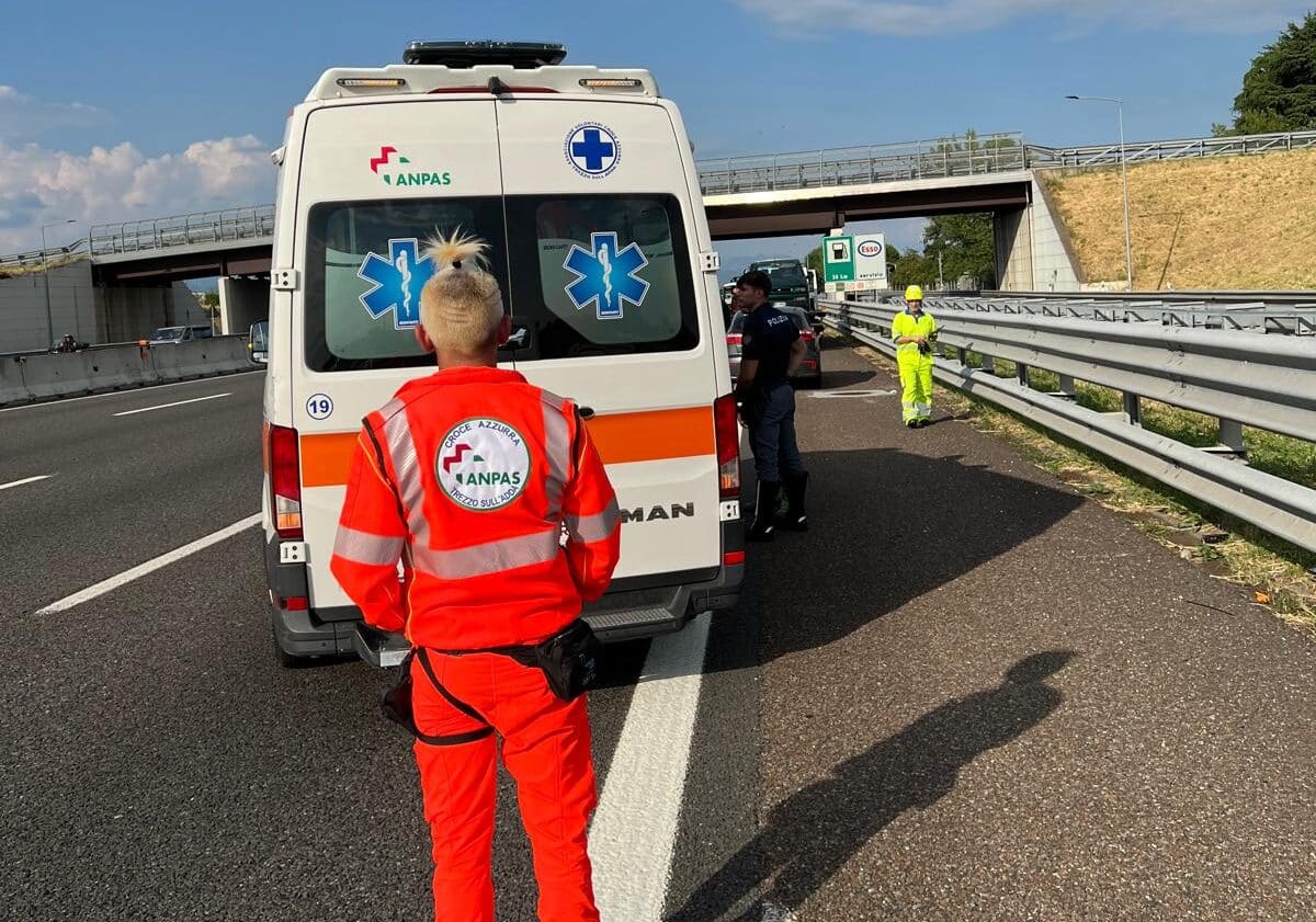 Incidente lungo l’autostrada A4: sette feriti, tra di loro anche due bambini