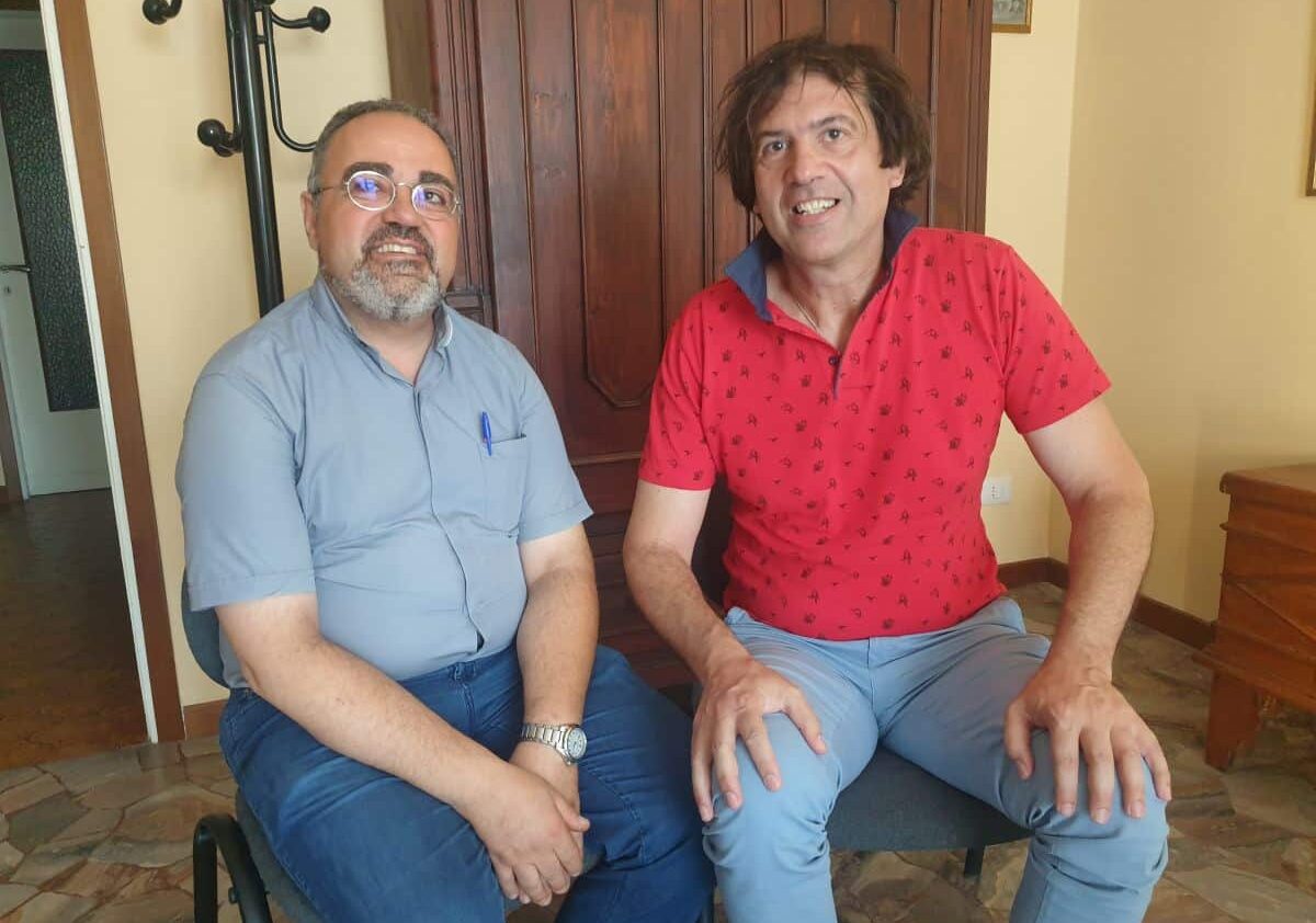 Magenta, don Maurizio intervistato da Francesco Bigogno: Chiesa, vocazioni in calo, poca gente a messa. Cosa fare?