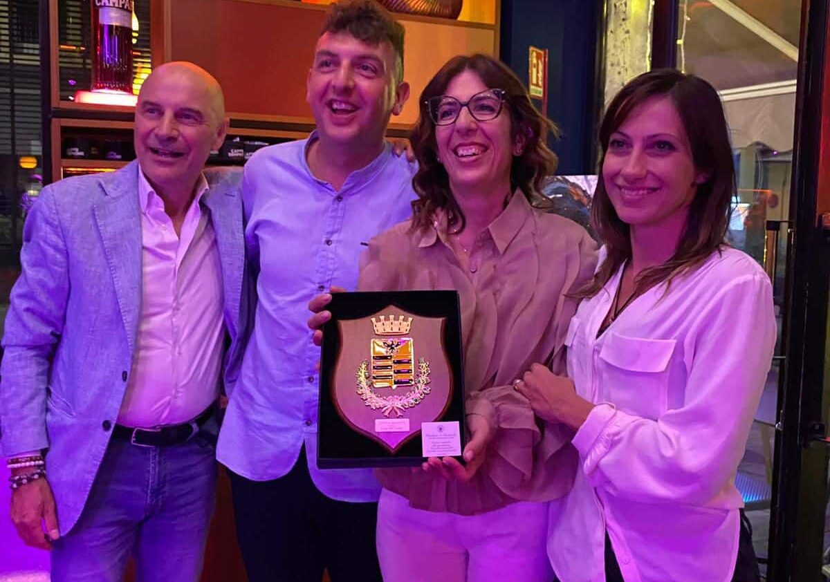 Lavanderia ‘La Tinozza’ festeggia 25 anni di attività