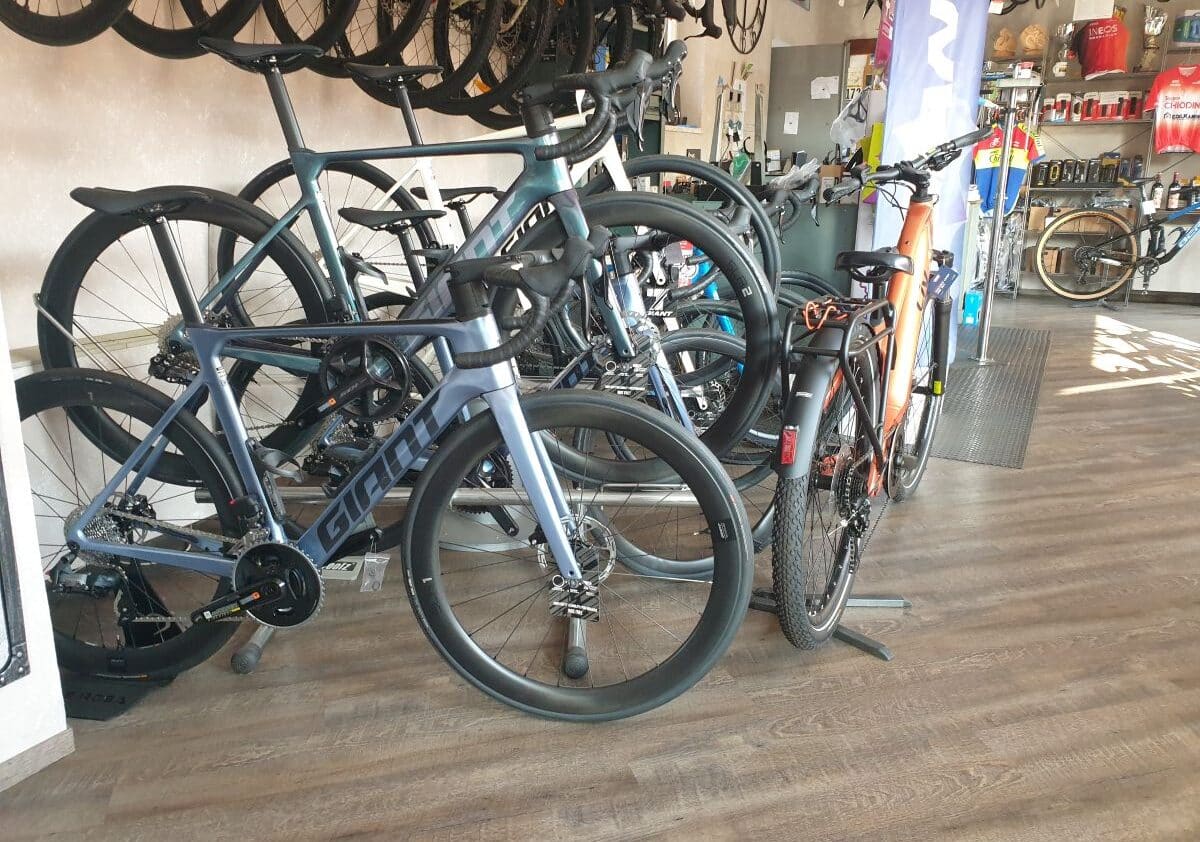 Magenta, da Cicli Chiodini grandi promozioni sulle bellissime biciclette marca Giant
