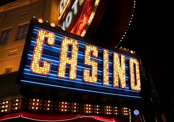 Perché i giocatori non riescono a smettere di parlare del Plinko nel gioco digitale?
