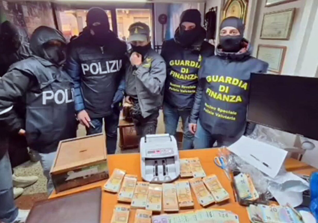 Fondi ad Hamas, sequestrato un milione durante le perquisizioni