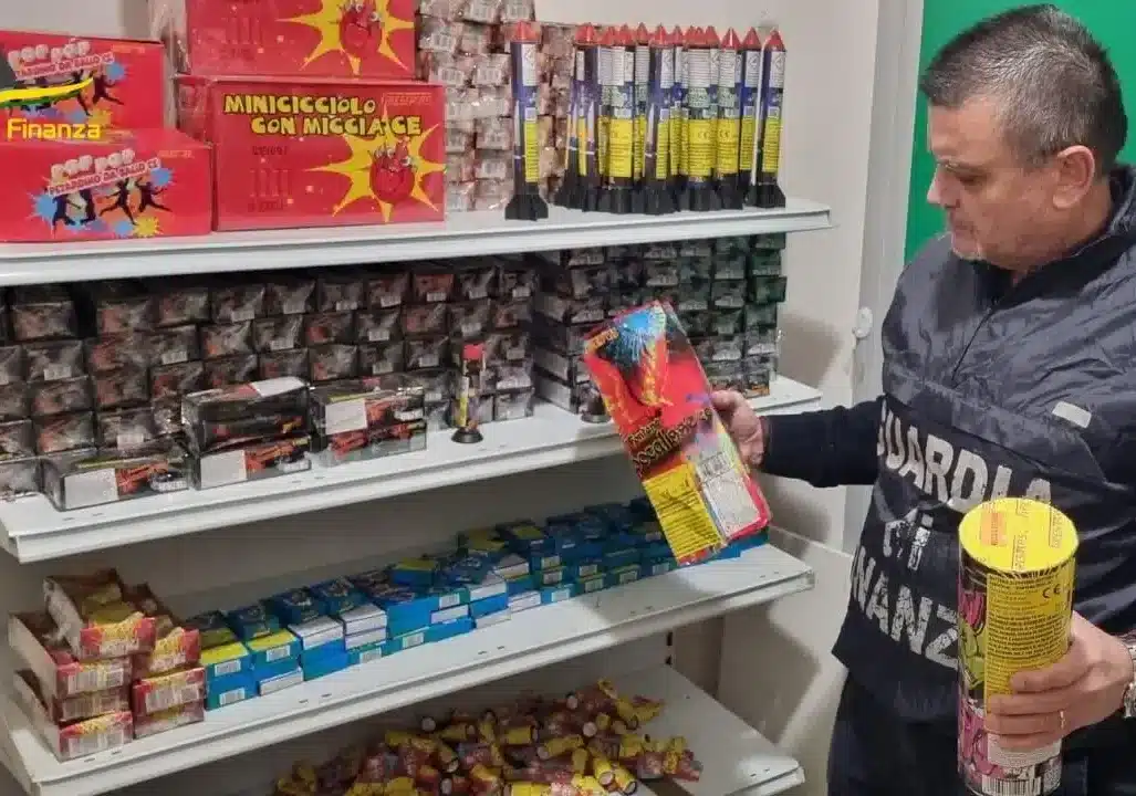 In Lombardia sequestrata oltre una tonnellata di fuochi d’artificio