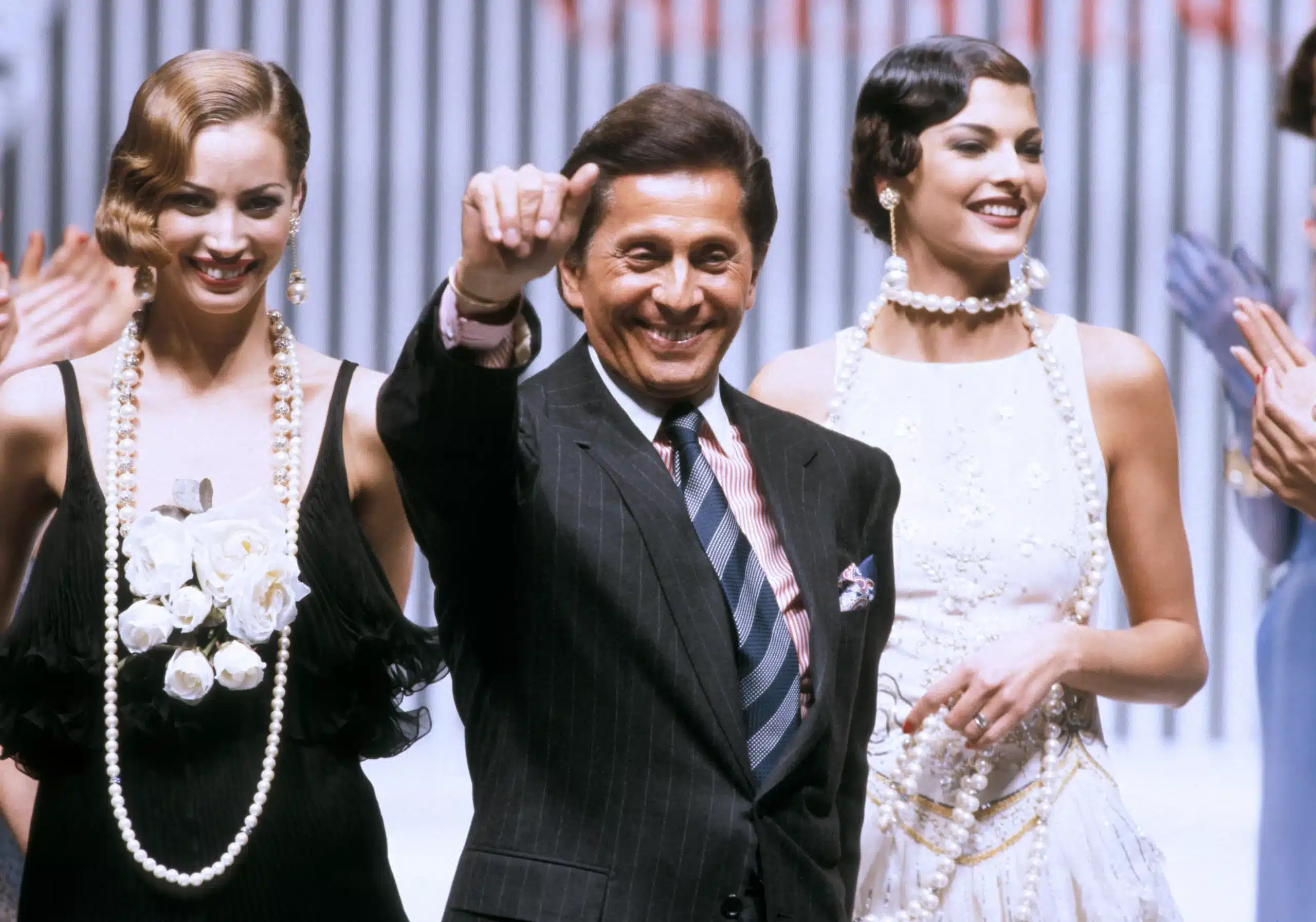 L’omaggio del mondo a Valentino, ‘Imperatore in rosso’
