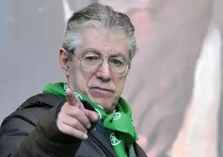 E’ morto Umberto Bossi, il Senatur che fondò la Lega e diede voce al Nord