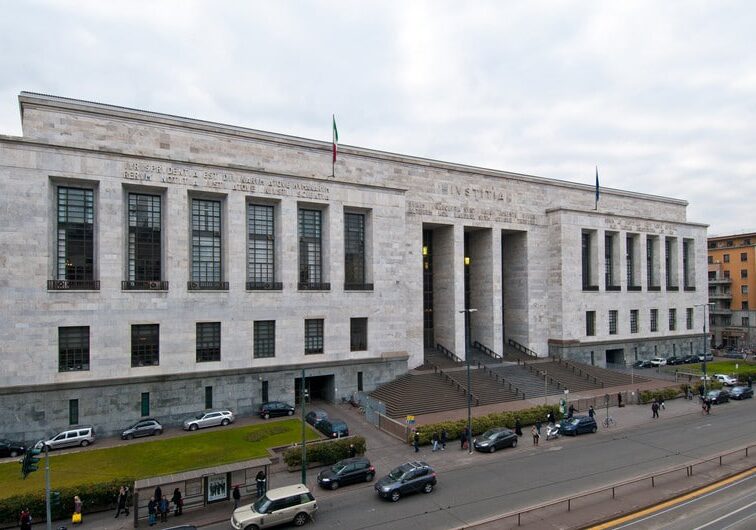 Giustizia: Toccalini, i Magistrati brindano a Milano dentro al Tribunale. “Scena indecente”