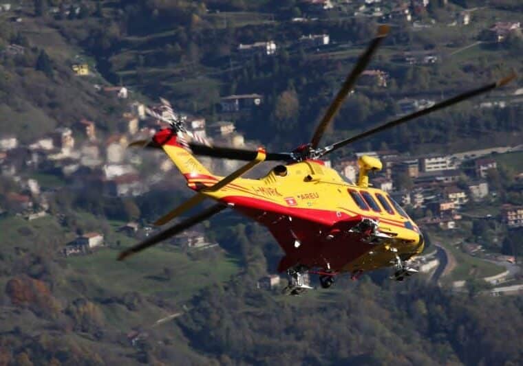 Prof salvata in elicottero, in Lombardia in un anno 85 casi trattati in volo
