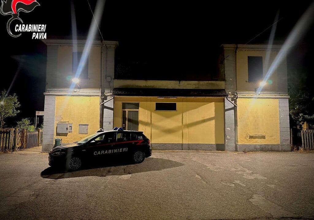 Lomello: atti osceni sul treno, i carabinieri denunciano un uomo