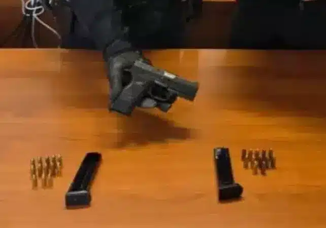 Vigevano, pistola nel bagagliaio dell’auto:  denunciato dai Carabinieri