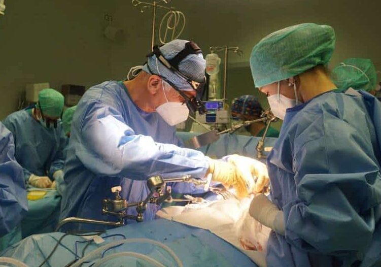 Infortunio sul lavoro ad Arluno: operaio precipita per otto metri