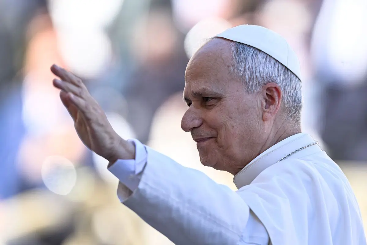 Nuovo attacco di Trump a Leone XIV, il Papa: “La missione della Chiesa è predicare il Vangelo e la pace”