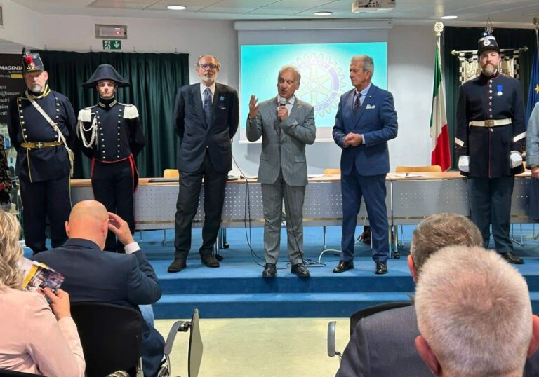 Quell’inno che non è una marcetta