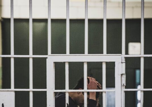 Milano: stalking e minacce all’ex compagna, arrestato 24enne marocchino