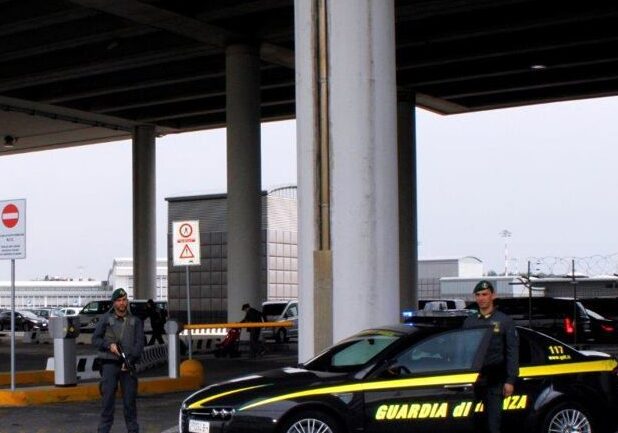 Malpensa, sequestrati 2.563 kg di sigarette di contrabbando in 5 mesi